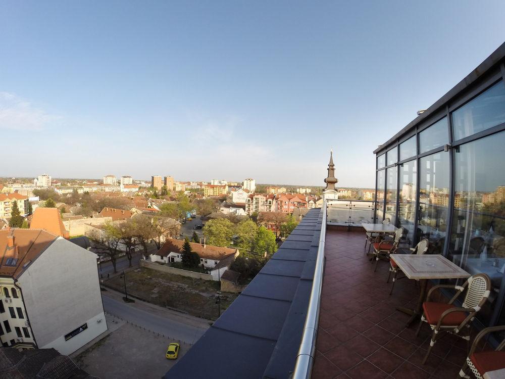 Hotel Galleria Subotica Ngoại thất bức ảnh