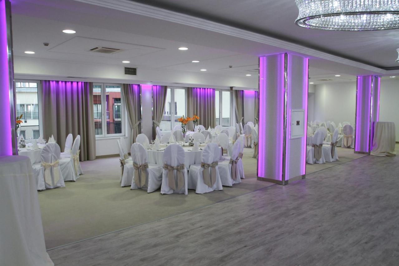 Hotel Galleria Subotica Ngoại thất bức ảnh