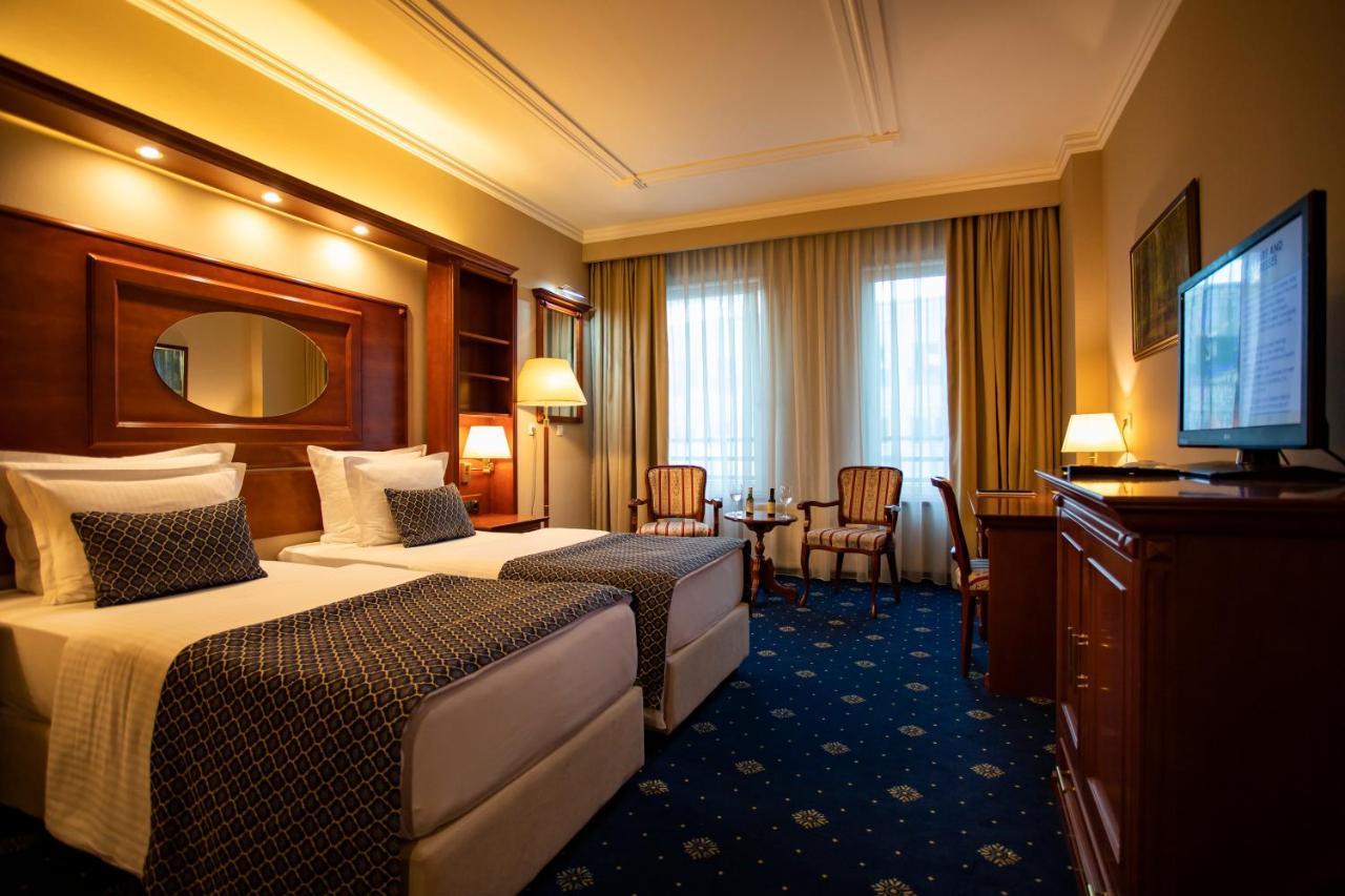 Hotel Galleria Subotica Ngoại thất bức ảnh